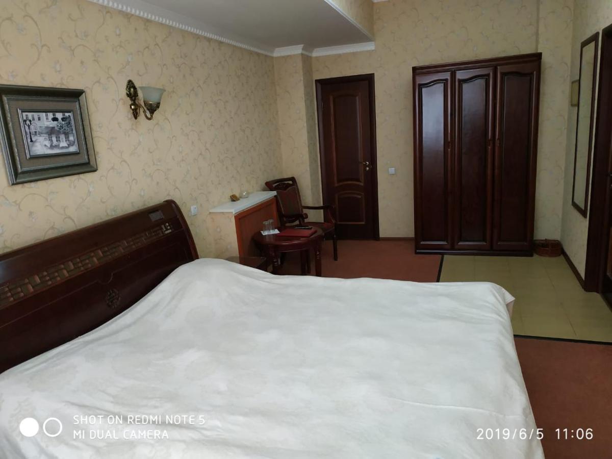 Hotel Botakoz Astana Luaran gambar