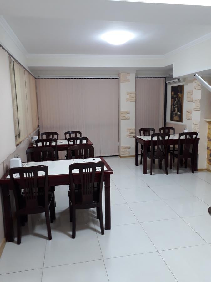 Hotel Botakoz Astana Luaran gambar