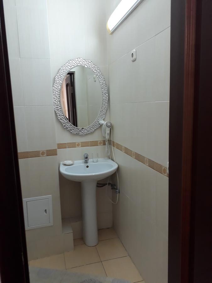 Hotel Botakoz Astana Luaran gambar